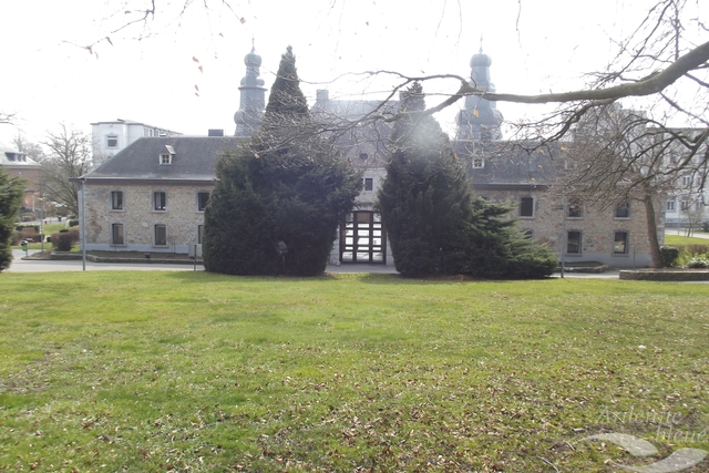 MONU - Chateaux - Baelen